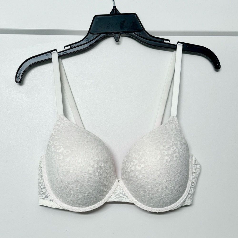 Victoria Secret PINK Push Up Bra 40B LIKE NEW